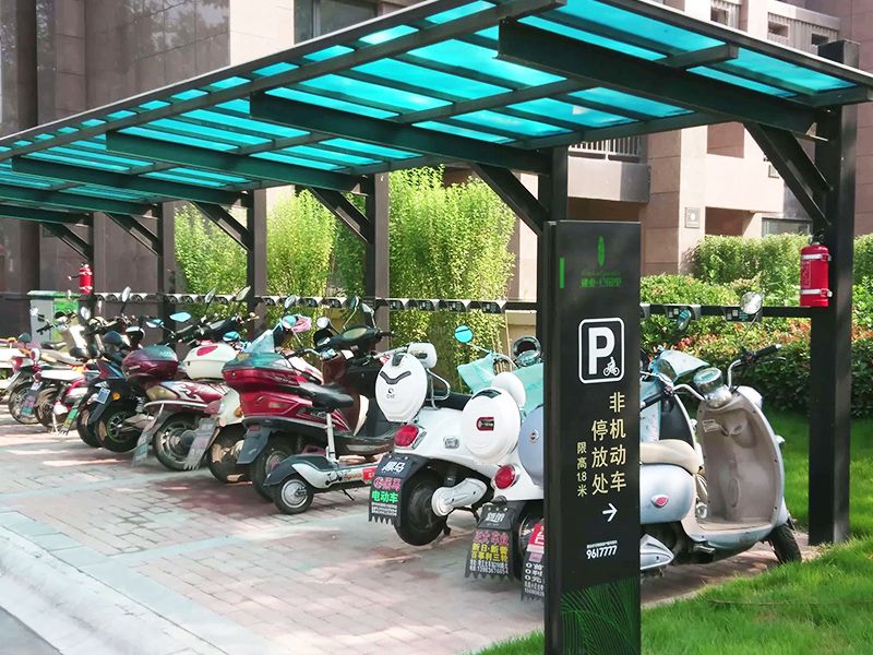電動車車棚膜結構